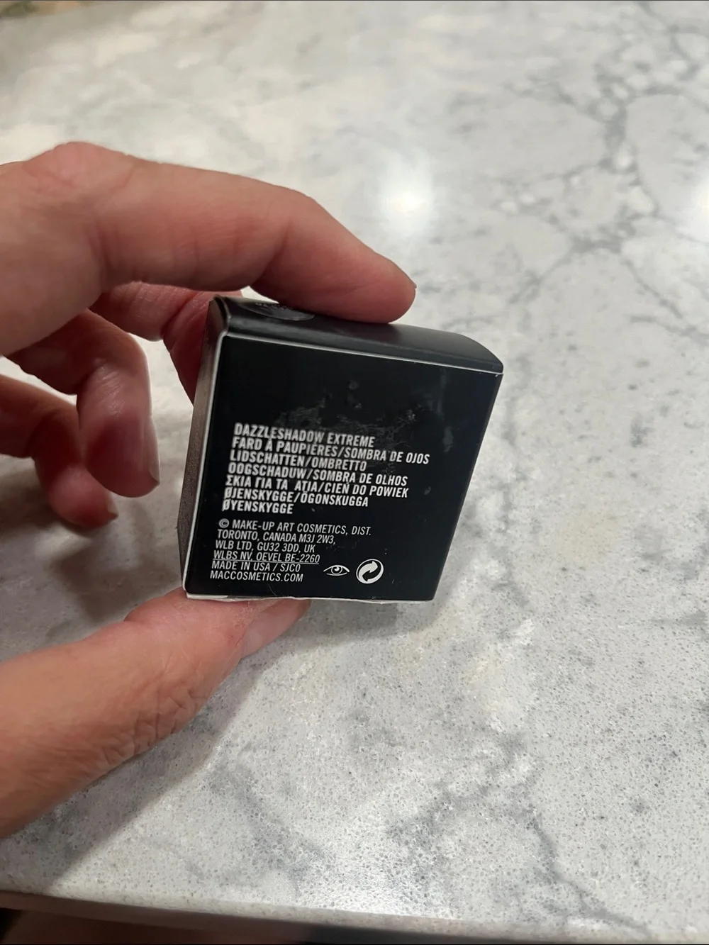 MAC YES TO SEQUINS eye shadow NIB Dazzleshadow Extreme